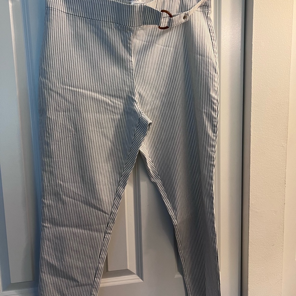 89th & Madison Blue Striped Skinny Jeans